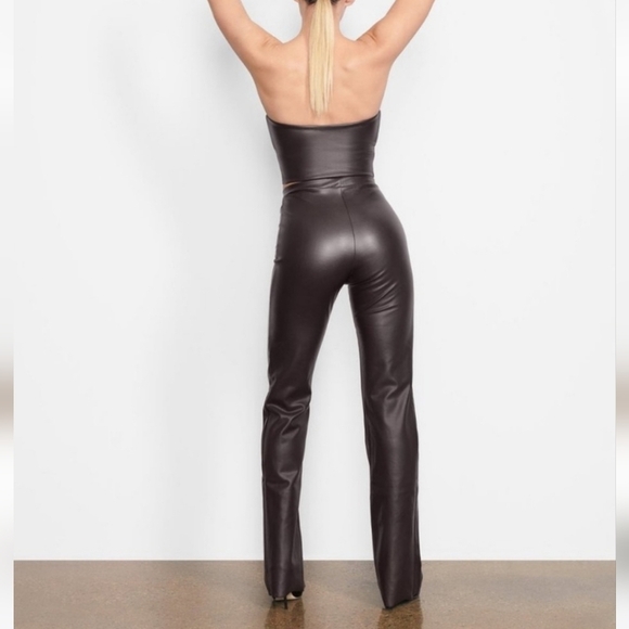 SKIMS Faux Leather Boot Cut Pant - Picture 3 of 13